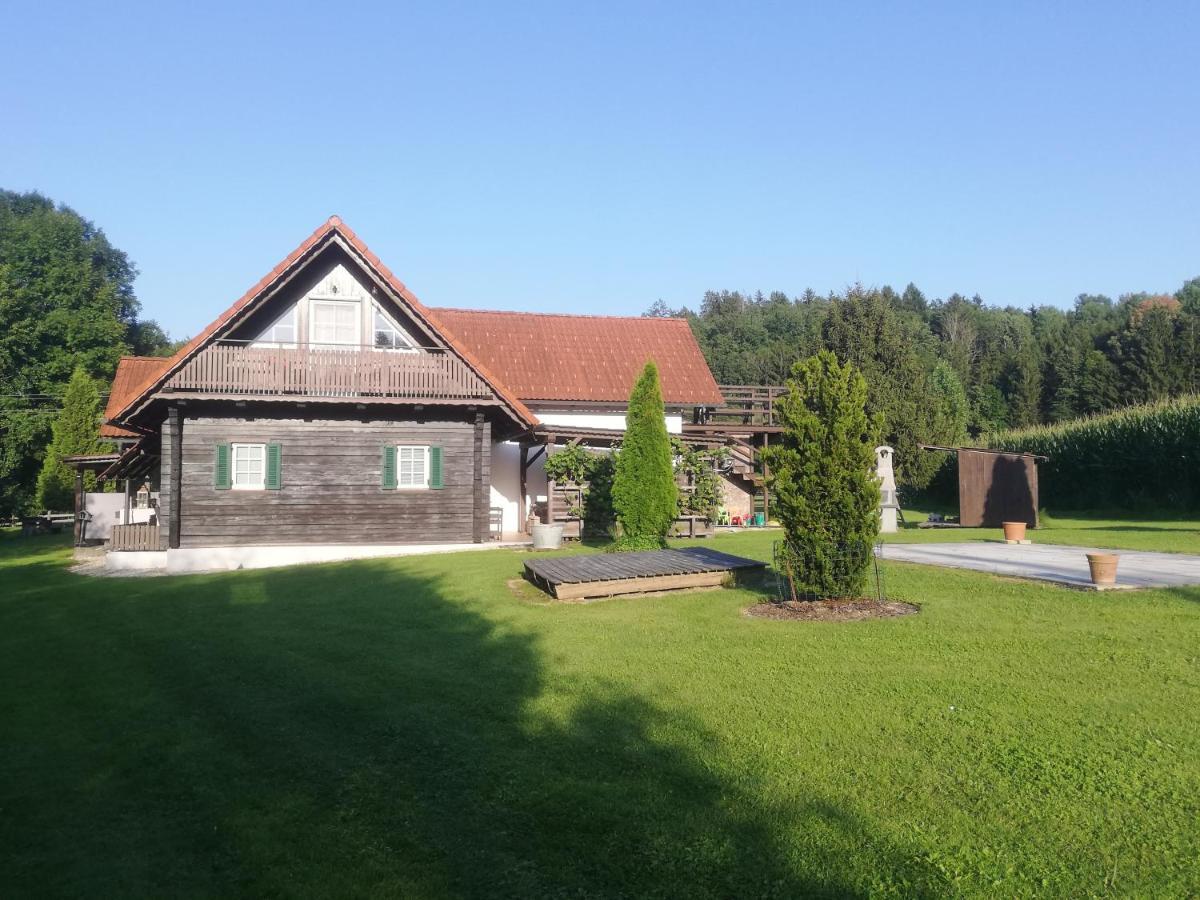 Am Bach Guest house *